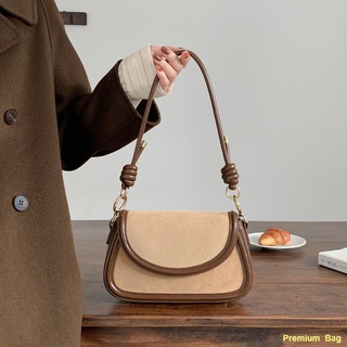 🍁Hot sale⚡Tiramisu bag 2022 new saddle bag women all-match fashion single shoulder messenger bag . กระเป๋า