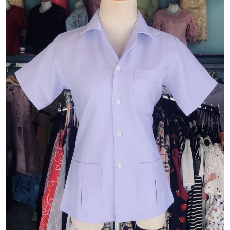 เสื้อกาวน์ ผ้าวาเลนติโน่ พร้อมส่งปักชื่อ1-2วันจัดส่งค่ะ