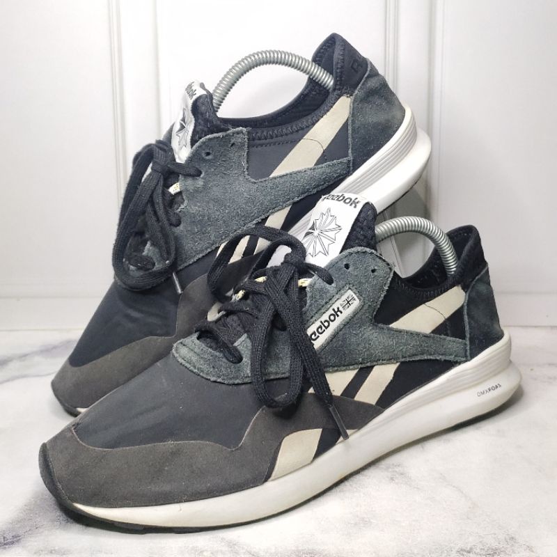 ต้นฉบับ Reebok Classic Nylon