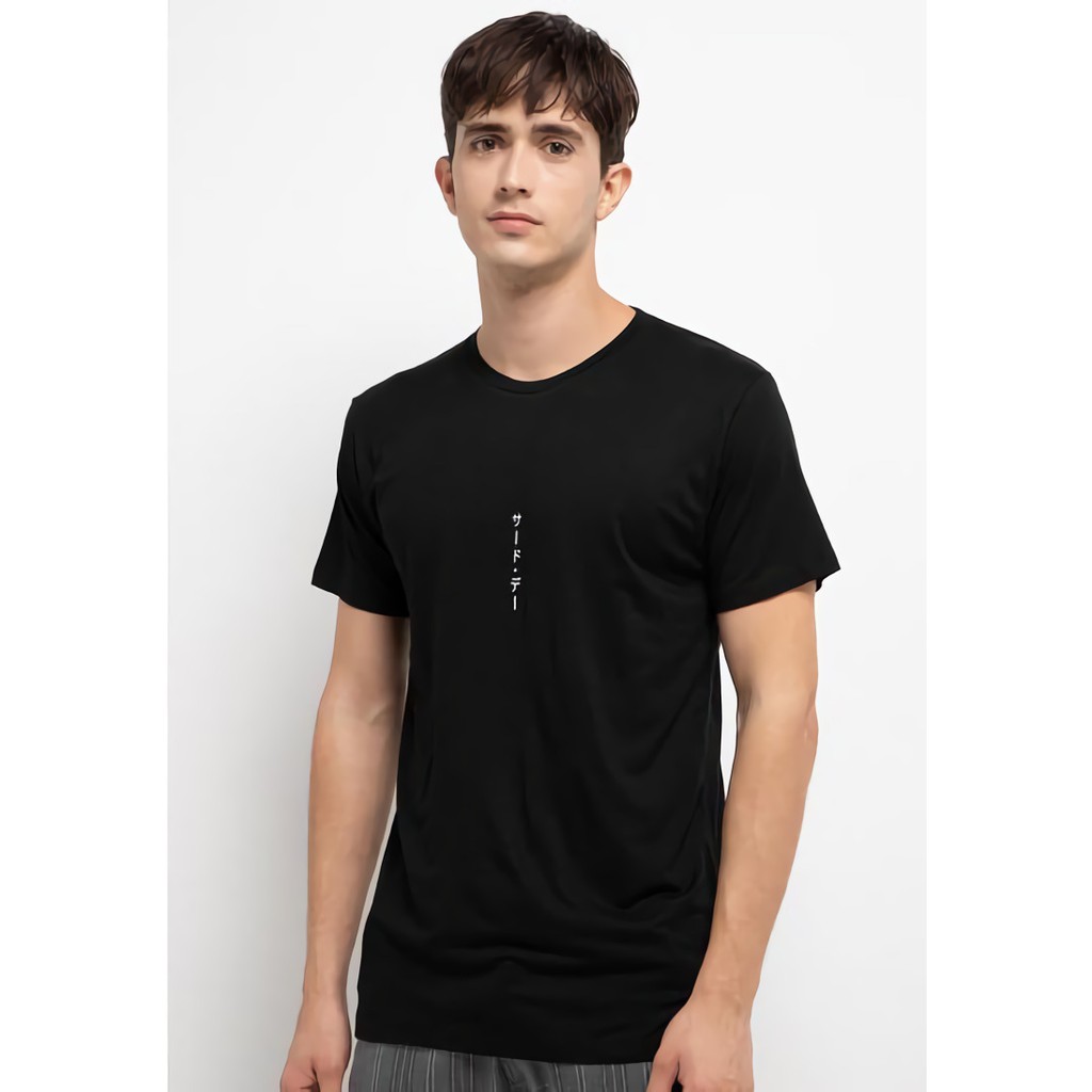 HIJAU Third Day Mens Simple Japanese Distro Katakaน่าตรงเสื้อยืดสีดําMTH85 Navy MTH86 army Green MTH