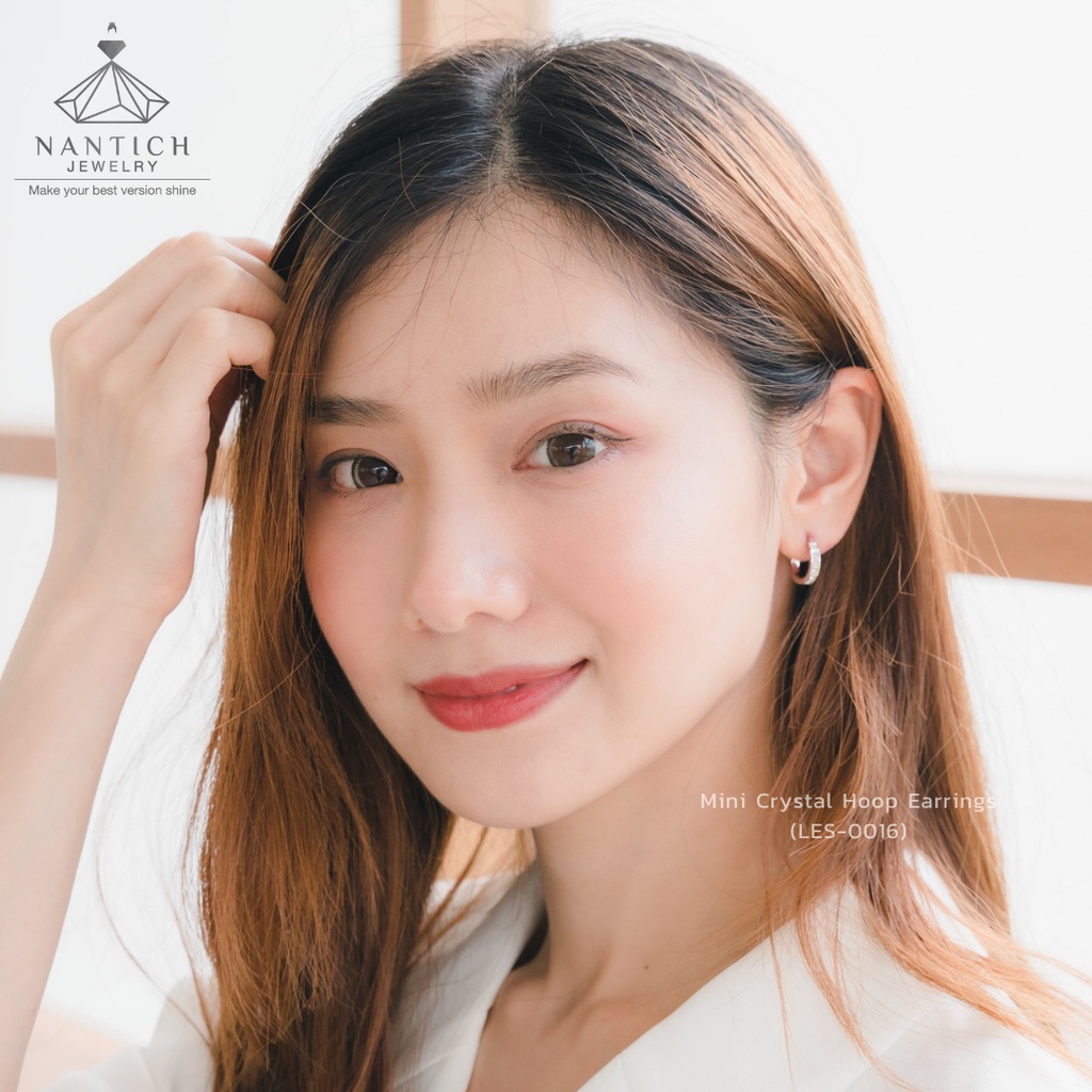 ‍⚕️ [เครื่องประดับ | ปลอดภัย] ต่างหู คนแพ้ง่าย : Mini Crystal Hoop Earrings (LES-0016) Nantich Jewelry ราคา ถูกที่สุด ดีลบีเคเค แกลเลอรีภาพที่ 3