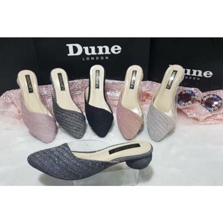 รองเท้าเปิดส้น Dune แบบส้นกลม สูง 1 นิ้วคะ เนื้อกริสเตอร์ วิ้งวิ้ง ใส่สวย น่ารักมาก ๆ คะ