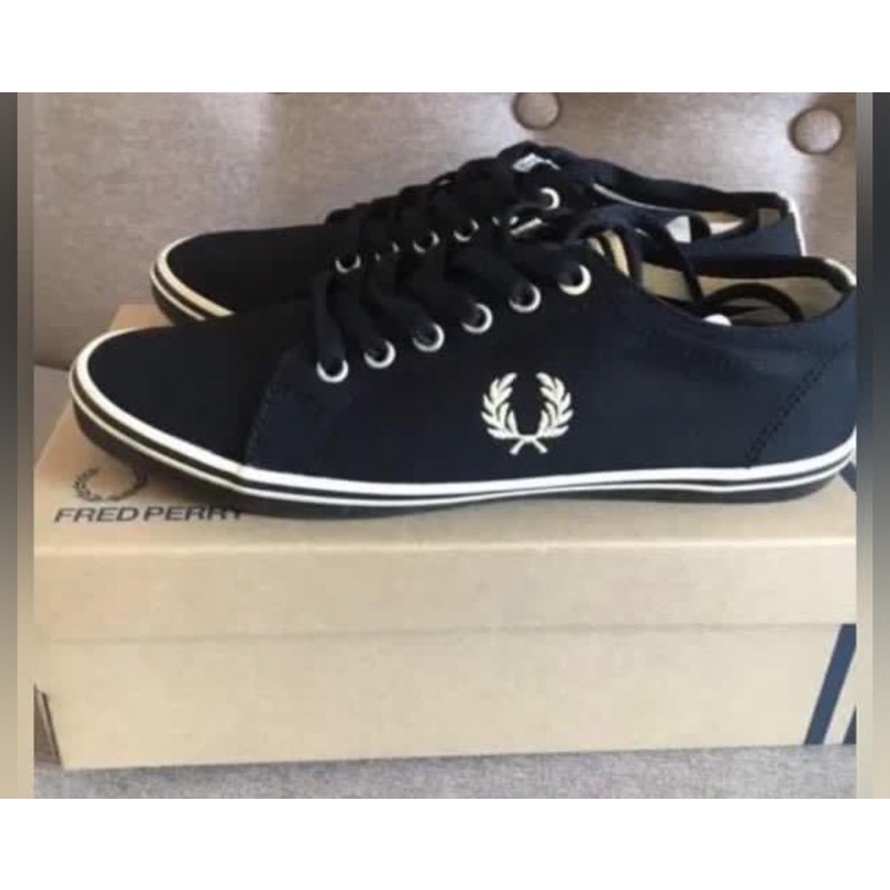 รองเท้าผ้าใบ Fred Perry Kingston Twill สําหรับขนาด 26 ซม. (UK 7)