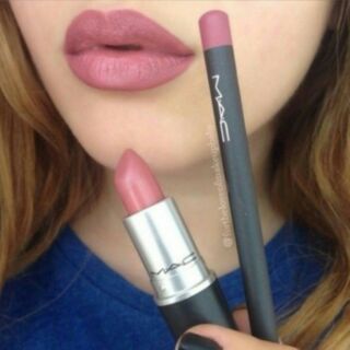 M.A.C. Satin Lipstick ขนาด 3 กรัม
 สี Twig สีน้ำตาลอมชมพู