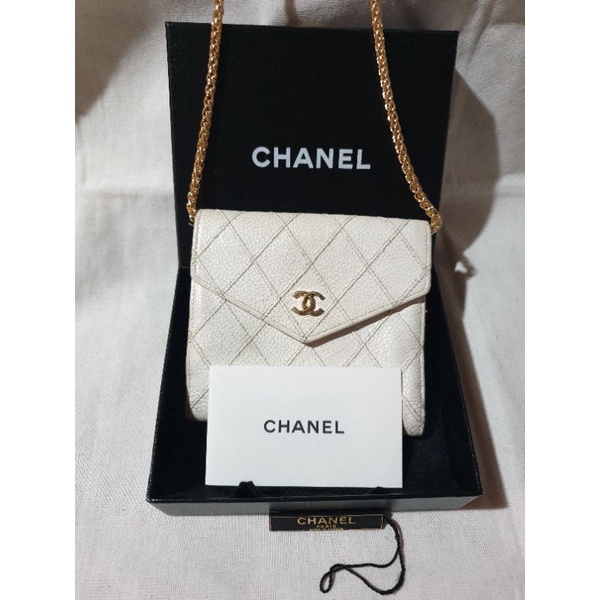 กระเป๋าสตางค์ Chanel หนังคาเวียร์ มือสอง