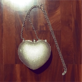 Heart shape clutch