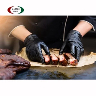 ถุงมือไนไตร สีดำ 100 ชิ้น หนา3.5 กรัม ไร้แป้ง (Food Safe) ถุงมือสัก // MASTER GLOVE