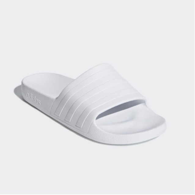 รองเท้าแตะ adidas สีขาว size uk 7