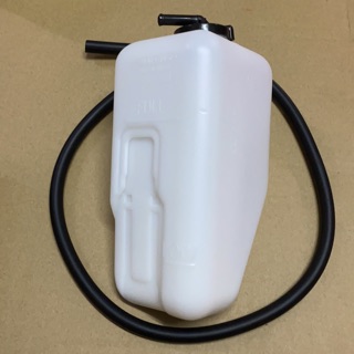 กระป๋องพักน้ำTOYOTA AE100