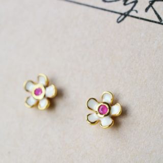 ต่างหูเงิน925แท้พลอยทับทิมสีชมพูเจียรเหลี่ยม Ruby Earring