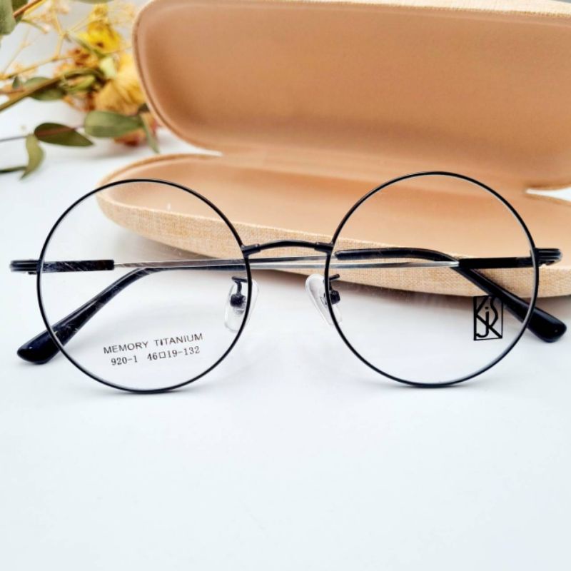กรอบแว่น​Jsk​รุ่น​920-1ทรงกลม​วินเทจ​Titanium​ Memory​ flex​ขาแว่น​ตา​บิด​งอ​ได้​ไม่​หัก​ง่าย​เบา​แข็งแรง​