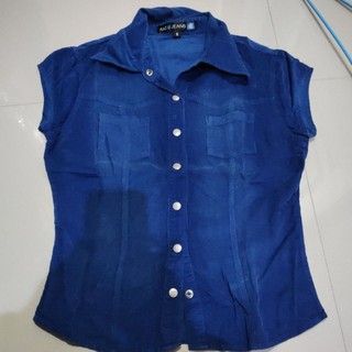 เสื้อเชิ้ต ผ้ากำมะหยี่ สีน้ำเงิน มือสอง AIIZ Jeans size s