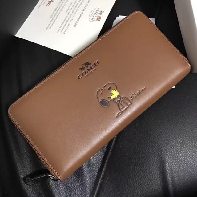 พร้อมส่ง!! 53773 COACH Snoopy Wallet