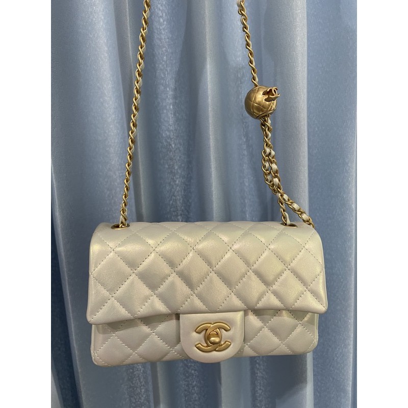 Chanel mini8 with adjustable strap