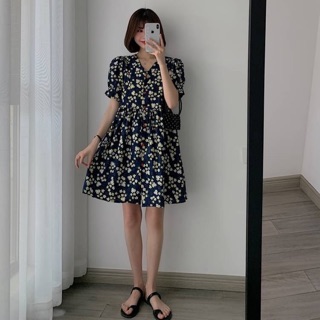 💙 Navy blue flower dress ชุดเดรสสั้น คอวี สีน้ำเงิน ลายดอกไม้เหลือง ไม่มีซับใน เนื้อผ้าชิฟฟ่อนผสม 🌈