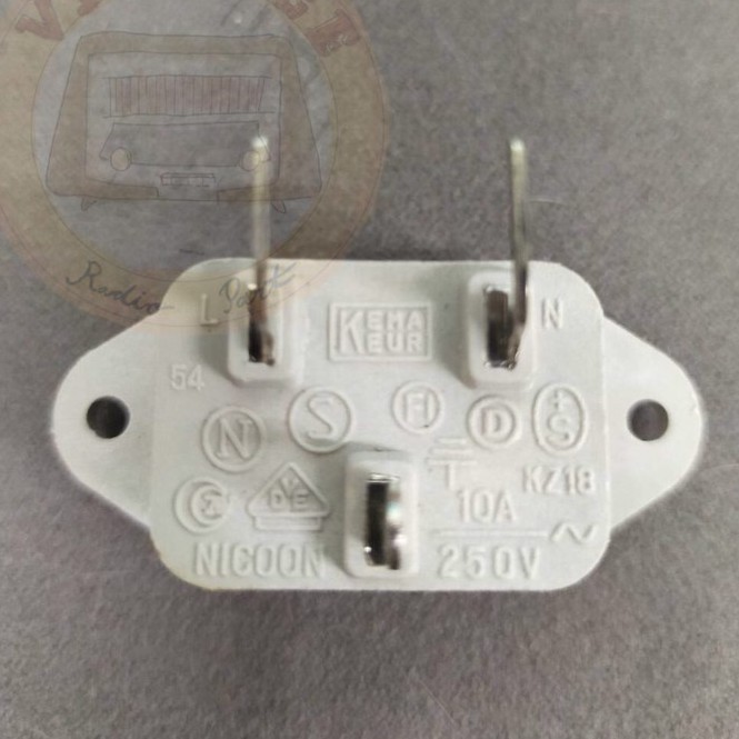 ท้าย IEC ยี่ห้อ NICOON JAPAN 10A 250V (ราคาต่อชิ้น)