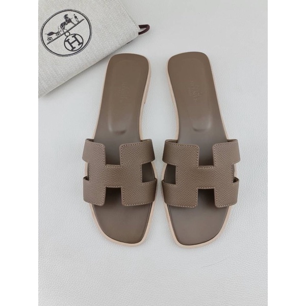 New Hermes oran sandals etoupe epsom