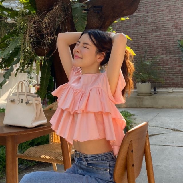 ส่งต่อ Gwiyomi Blouse :Flat2112 สีชมพู สภาพดี