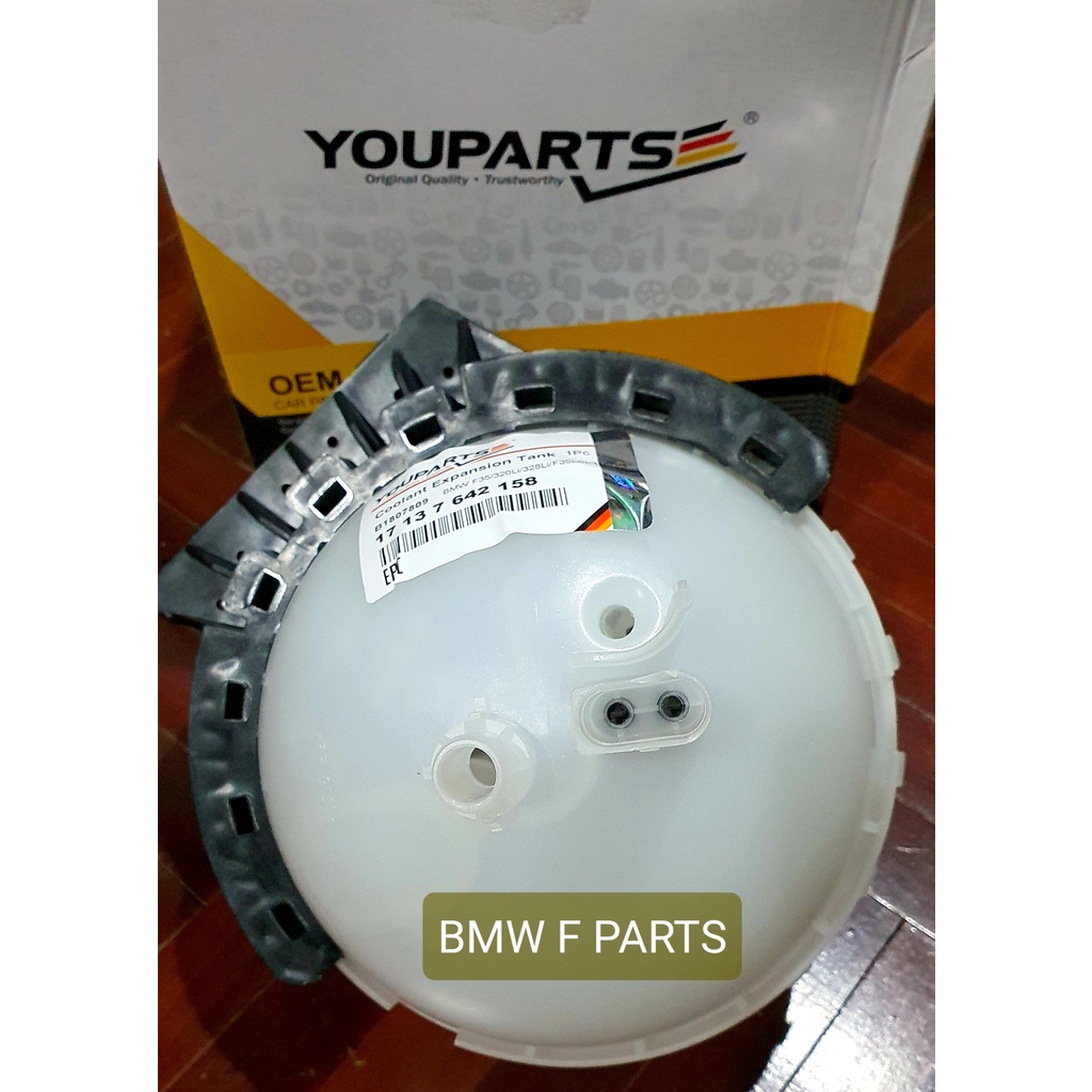 ถังพักน้ำหม้อน้ำ BMW (Expansion tank) part 17137642158   F30 F20 F22 F30 F32 F34 F36 116i 118i 220i 