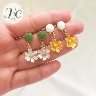 ต่างหูดอกเดซี่สีเหลือง และสีเขียว ประดับอะไหล่ทอง สไตล์เกาหลี Earrings