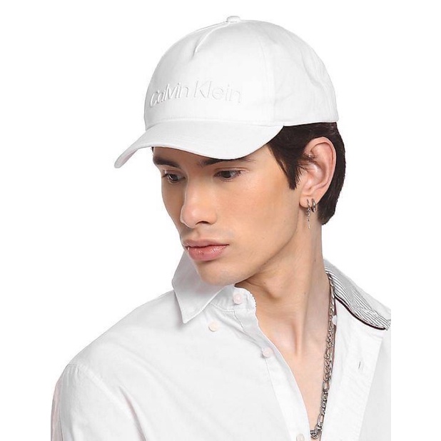 หมวก CK Calvin Klein วัสดุ Organic Cotton 100% สีขาว