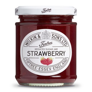 TIPTREE STRAWBERRY REDUCED 200 g. แยมสูตรลดน้ำตาล เหมาะสำหรับคนรักสุขภาพ นำเข้าจากประเทศอังกฤษ