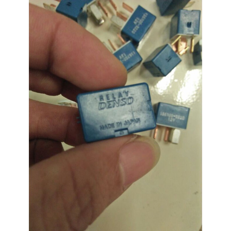 156700-3220 รีเลย์สีน้ําเงิน รีเลย์ Ac 4 ฟุต Original denso japan