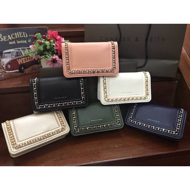 Charles&Keith