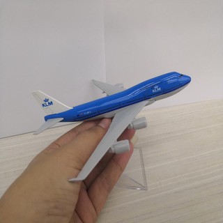 โมเดลเครื่องบิน AIRBUS A380 ทำจากเหล็ก สัดส่วน 1:400 ประตู