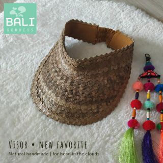 หมวกแก๊ป หมวกสานทำจากใบปาล์ม มัดจุกใส่ได้ Palm Leaves Visor Hat