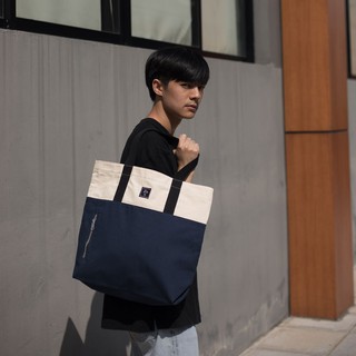 กระเป๋าสะพาย / ZINC - TWO TONE TOTE / BEIGE - NAVY