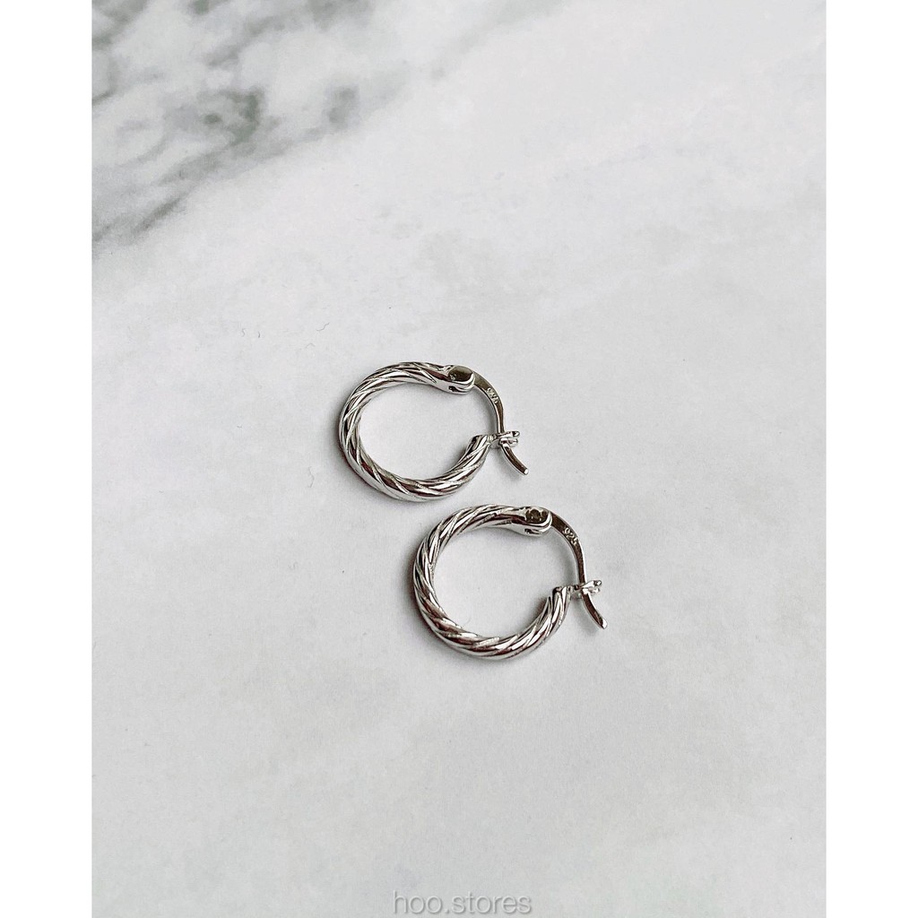 (Silver 925) hoo.stores Twister Hoop ต่างหูห่วงเงินแท้ s925 ต่างหูห่วงลายเกลียว ใส่ไม่แพ้ไม่คัน