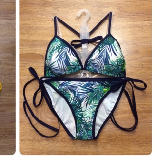 New Bikini ลายใบไม้ มีฟองน้ำ สีเขียว Green Leaves pattern bikini 👙