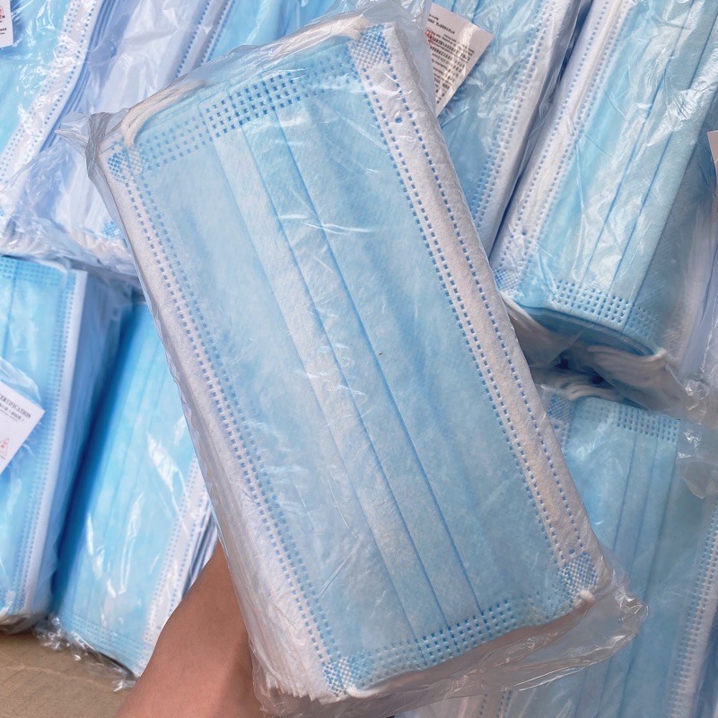 พร้อมส่งในไทย ปิดกากสีฟ้า หนา3ชั้น กล่องละ50ชิ้น แมสผู้ใหญ่สีฟ้า ยกลัง50กล่อง