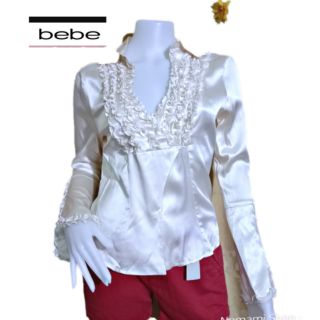 แบรนด์ bebe Made in U.S.A.เสื้อแต่งระบาย สีครีม อก 36"