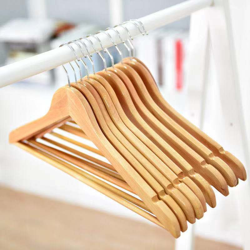 ไม้แขวนเสื้อไม้เนื้อแข็ง ขนาด 45 ซม. (แพ็ค 6ชิ้น, ขายเป็น119บาท) ราคา ถูกที่สุด ดีลบีเคเค แกลเลอรีภาพที่ 5
