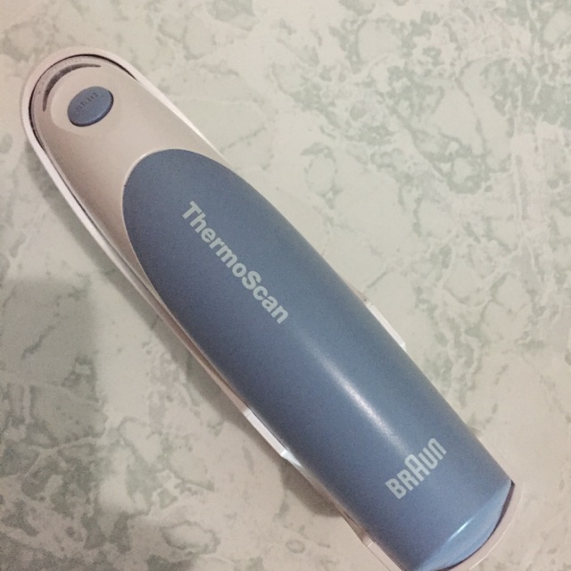 ปรอทวัดไข้แบบยิงหูยี่ห้อBraun ส่งฟรี