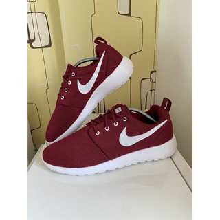 รองเท้า Nike Womens Roshe Run size47