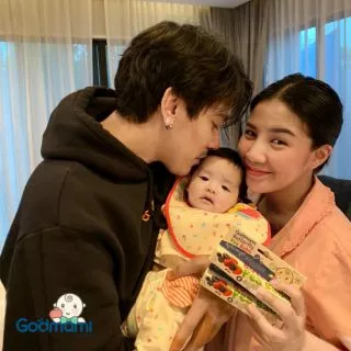 [คิ้วดกดำ] Godmami ซีรั่มวาดคิ้วอัญชัน สูตรยาวไวสำหรับเด็กแรกเกิด ผ่านการทดสอบการระคายเคือง