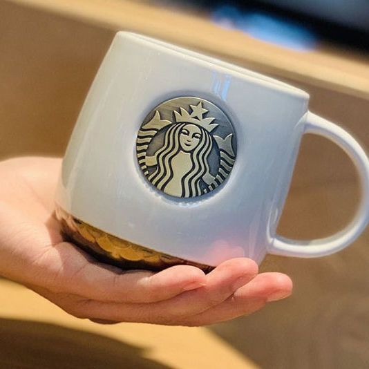 Starbucks แก้วเซรามิค/แก้วมัคเมดทองเหลือง ลายโลโก้ทอง (พร้อมกล่องของขวัญ)