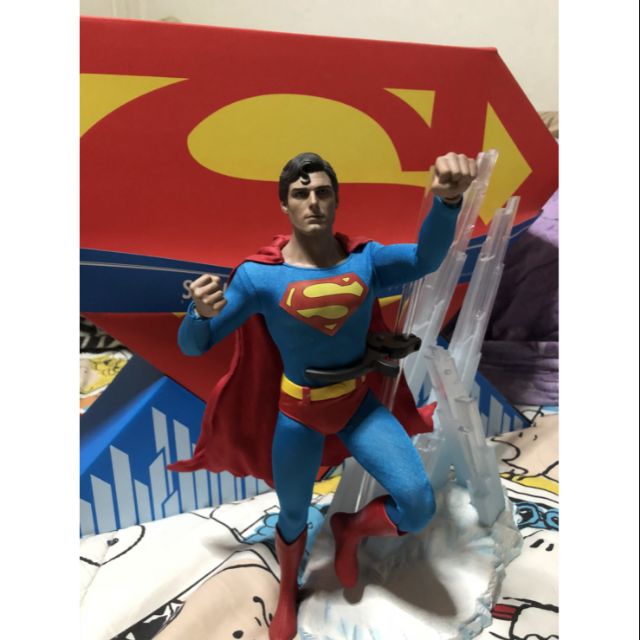 Model Superman