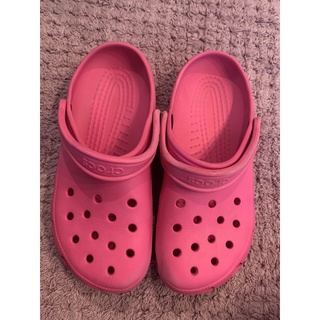 รองเท้าลำลองcrocs มือ2