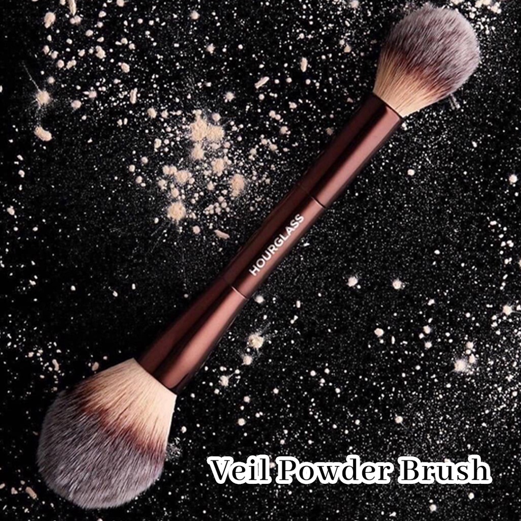 เหลือ  1,799-2,232 ฿ โค้ด [เก็บโค้ดหน้าร้าน]  🟩 พร้อมส่ง Hourglass Veil Powder Brush (แปรง 2 หัว)