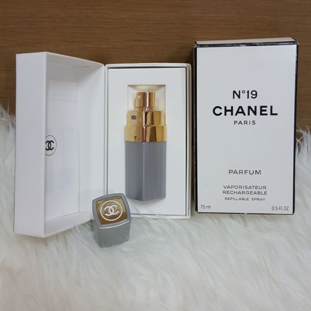 CHANEL N゜19 パルファム アトマイザー 7.5ml - メイク道具・化粧小物