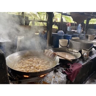 น้ำตาลเคี่ยว น้ำตาลข้นใส่ยำ ส้มตำ(1ขวด 480 กรัม) โดยโรงเรียนสอนทำอาหารบ้านอาจารย์ลักษณ์