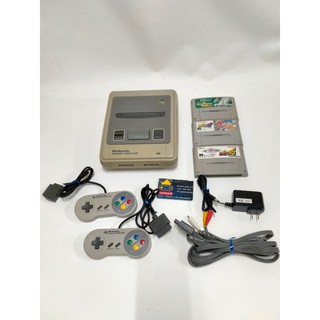 เครื่องเกม Super Famicom แท้จาก Nintendo เรียกสั่นๆว่า SFC