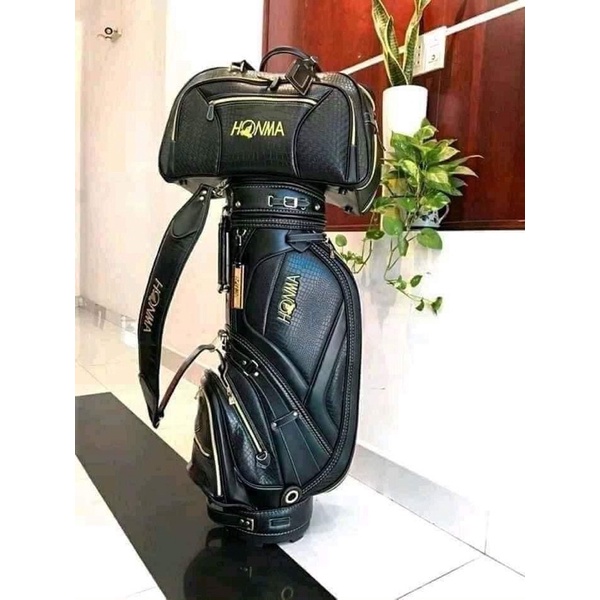 กระเป๋าหนัง Honma 60th Anniversary-