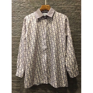 เสื้อเชิ้ตคริสเตียนดิออร์