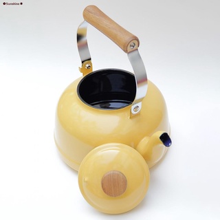 สินค้าเฉพาะจุดEnamel Kettle 2.3 Litre (Yellow) - กาน้ำอีนาเมลทรงวินเทจ ขนาด ลิตร ด้ามไม้ สีเหลือง