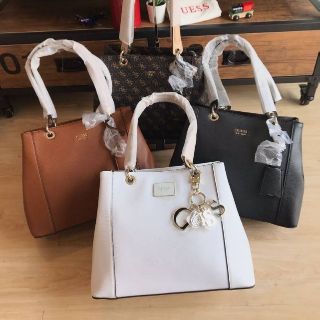 GUESS KAMRYN (ลด30-70%) tote bag shoulder bag ของแท้💯